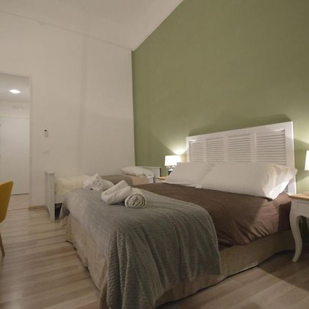 Bed and Breakfast Just Sleep à Naples Extérieur photo