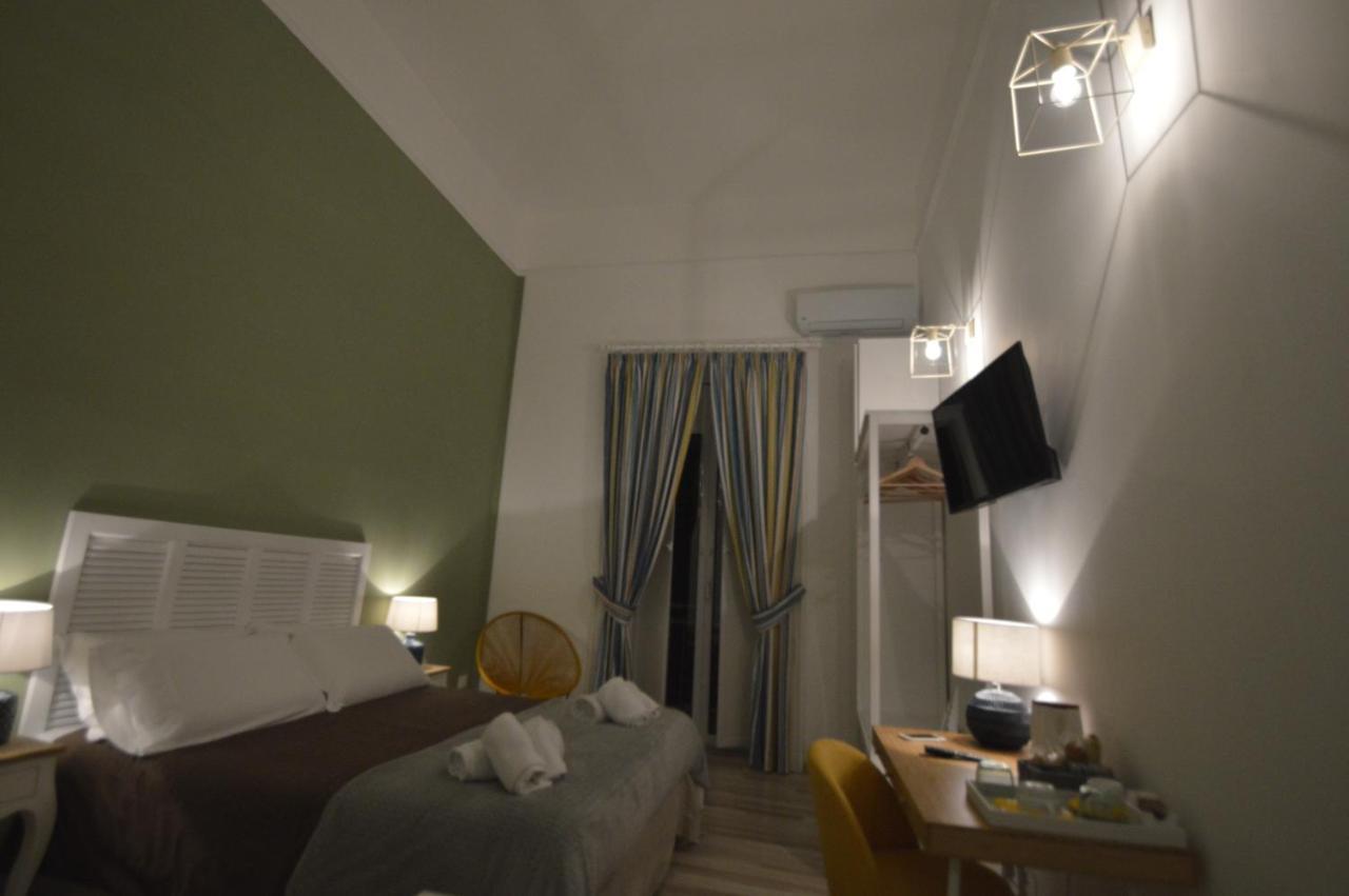 Bed and Breakfast Just Sleep à Naples Extérieur photo