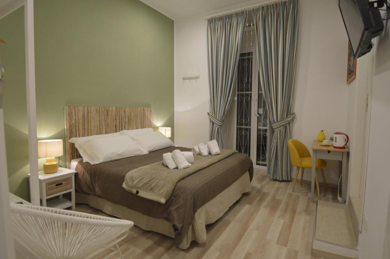 Bed and Breakfast Just Sleep à Naples Extérieur photo